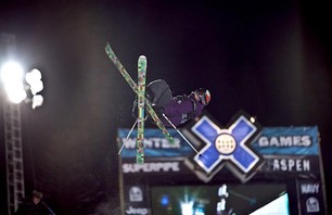 Sarah Burke on the Ski Halfpipe