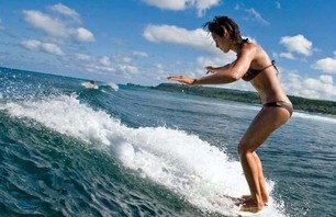 Soul Surfing Sea Goddesses
