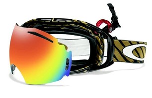 Oakley Showcase - Snow