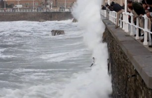 Surfers and Bodyboarders Get Crushed During High Tide