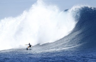 Kelly Slater Cloudbreak