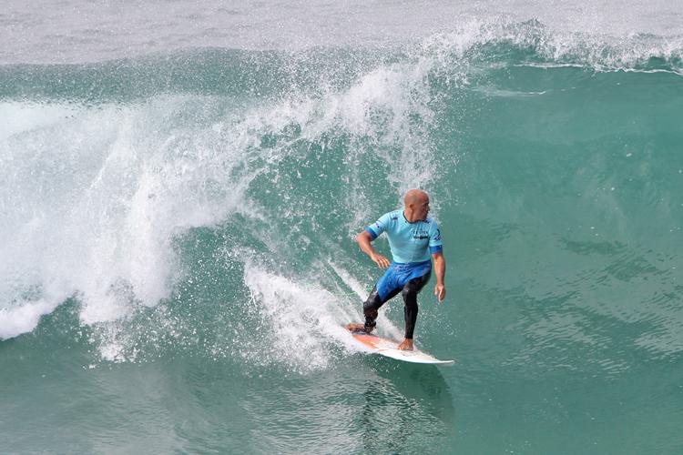 Kelly Slater And Dane Reynolds Lead Amazing Quarterfinal Matchups at Nike US Open of Surfing