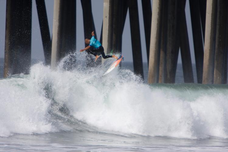 Kelly Slater And Dane Reynolds Lead Amazing Quarterfinal Matchups at Nike US Open of Surfing