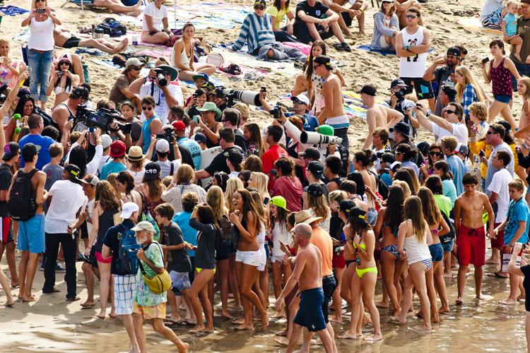 Kelly Slater And Dane Reynolds Lead Amazing Quarterfinal Matchups at Nike US Open of Surfing