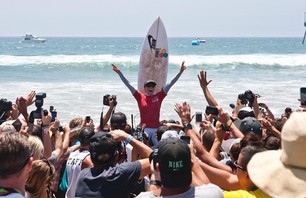 Lakey Peterson Wins Women’s Nike US Open of Surfing Photo 0002