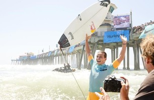 Julian Wilson Wins Nike US Open of Surfing Photo 0001