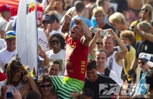 Sebastian Zietz Wins Reef Hawaiian Pro Photo 0009