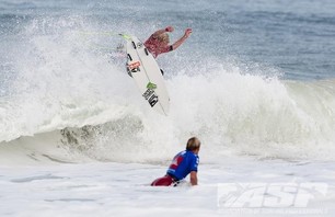 Day One of Quiksilver Pro France is in the Bag Photo 0007