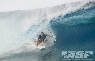 No Major Upsets as Round Two of Billabong Pro Teahupoo Concludes Photo 0005