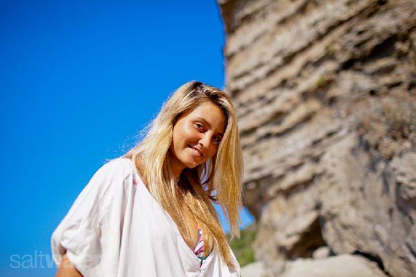 Emma Neuschwanger: Would You? (w/video)