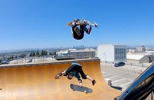 Shaun White and Tom Schaar Square Off in Halfpipe Showdown