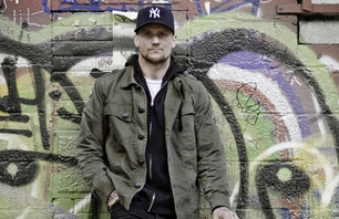 Mike Vallely Back with Airwalk