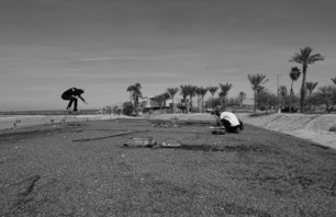 A Road trip, the Salton Sea, and a haunted video...Comune Day 1 Adventures