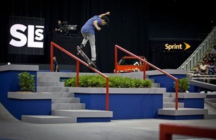 NYJAH HUSTON WINS FIRST STOP OF 2012 STREET LEAGUE