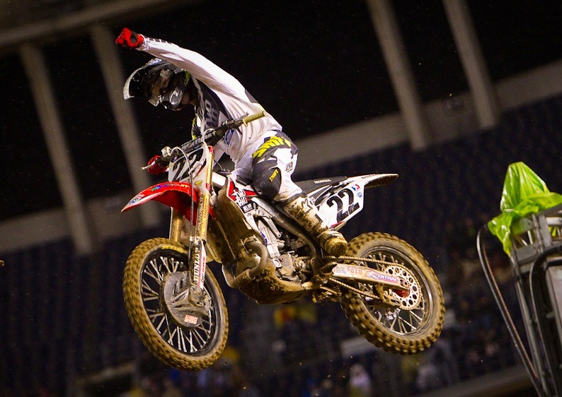 Supercross - a win for Chad