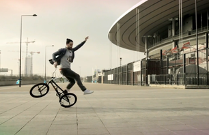 Mesmerizing Flatland From The \'Sexy French\', Raphael Chiquet