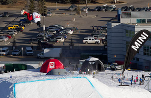 Chas Guldemond & Jamie Anderson Pick Up Huge Slopestyle Wins at Canadian Open