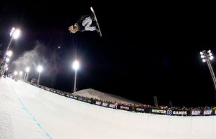 Shaun White Scores Perfect 100 for 5th Winter X Gold