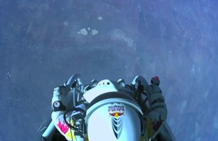 Felix Baumgartner\'s supersonic freefall from 128k\' - Mission Highlights