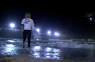 Red Bull Night Surfing Illuminated