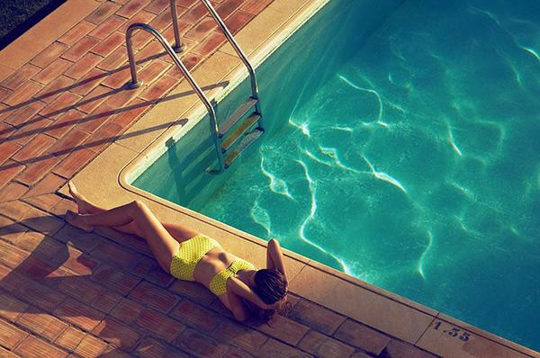 Bikini Babes by the Pool Gallery
