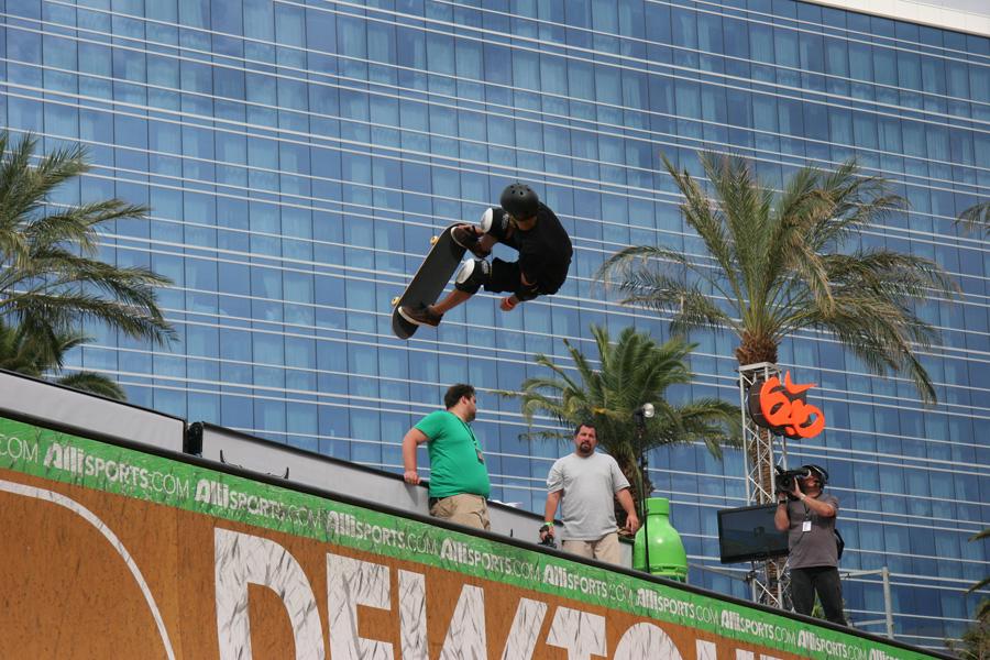 Dew Tour Championships Skate Vert Finals