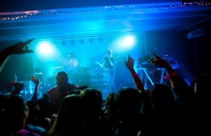 Shiny Toy Guns Mammoth