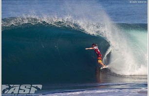 Billabong Pipe Masters Gallery - Day 8 Photo 0002