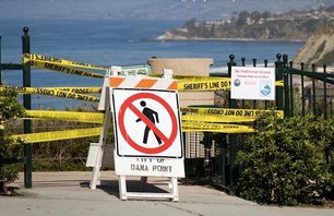 Tsunami Gallery by Surfline