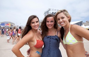 US Open of Surfing - Beach Peeps