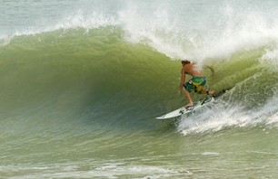 Select Surf Spots Reap Irene\'s Rewards Photo 0012