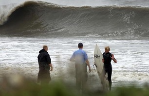 Select Surf Spots Reap Irene\'s Rewards Photo 0004