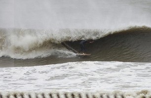 Select Surf Spots Reap Irene\'s Rewards Photo 0002
