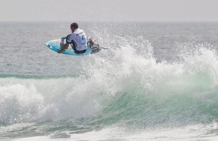 Hurley Pro 2011 - Day 1 Photos Photo 0002