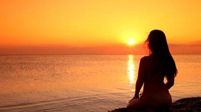 Sunset Bikini Girl Silhouette Gallery