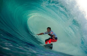 Stunning Surf Photos from Quik Pro France 2012