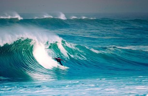 Stunning Surf Photos from Quik Pro France 2012