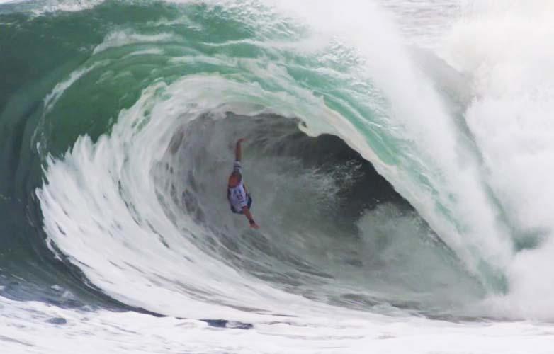Stunning Surf Imagery from the Quiksilver Pro France 2012 (w/Video)