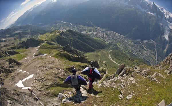 Wingsuit Flying is Boss (w/video)