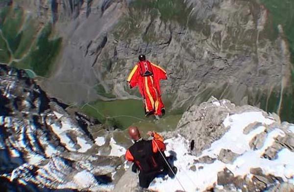Wingsuit Flying is Boss (w/video)