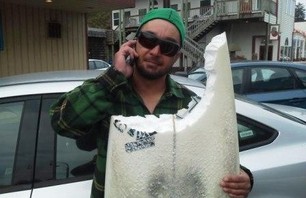 Oregon Surfer Escapes Death by Great White