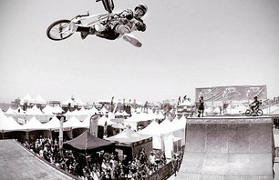 Huntington Beach, Vert