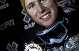 Russ Henshaw wins silver in Men\'s Ski Slopestyle finals Credit: Credit: Christian Pondella