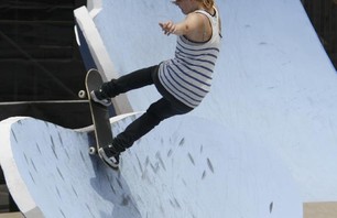 Women\'s Skate Street Photo 0001