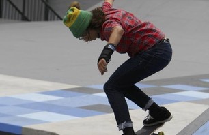 Women\'s Skate Street Photo 0004