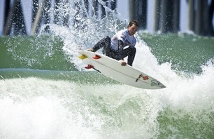 U.S. Open of Surfing  - Day 1 Gallery Photo 0011