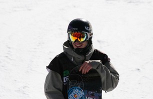 Breck Dew Tour Men\'s Snowboard Pipe Finals Photo 0007