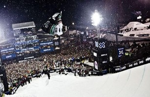 Shaun White Wins Snowboard Superpipe