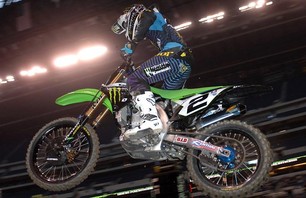 Supercross Gallery - Indy 450 2011 Photo 0010