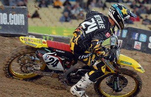 Supercross 2012 - Dodgers Stadium Gallery Photo 0011